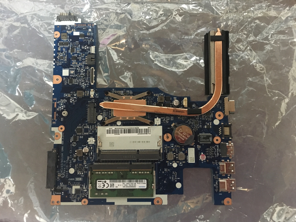 Lenovo G50-80 液晶パネルとマザーボード交換